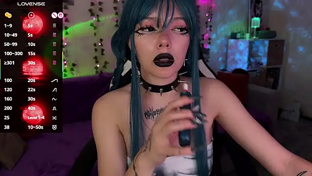 Snapshot of Eva-miller1 chatting on October 4, 12:33 pm Eva-miller1 online show from October 4, 12:33 pm