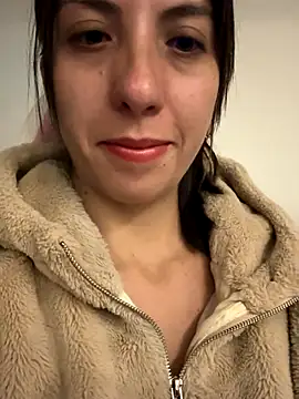 Megannklein online show from September 28, 3:13 am