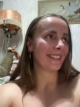 Snapshot of AlisaKissss chatting on September 28, 8:25 pm AlisaKissss online show from September 28, 8:25 pm