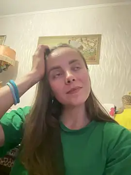 Snapshot of AlisaKissss chatting on October 4, 7:51 pm AlisaKissss online show from October 4, 7:51 pm