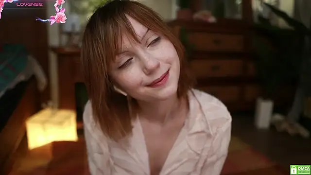 Snapshot of electric_babe chatting on October 11, 11:14 am electric babe online show from October 11, 11:14 am