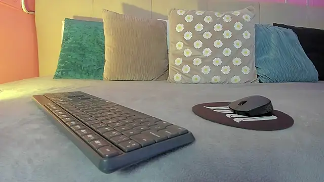 Emelyy Carter online show from October 1, 11:48 am