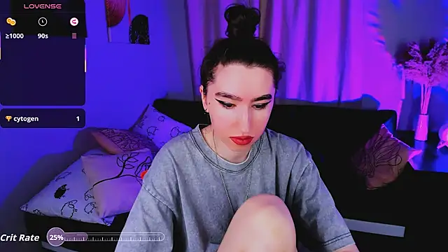 Snapshot of Lily_xBabe chatting on October 5, 8:08 am Lily xBabe online show from October 5, 8:08 am