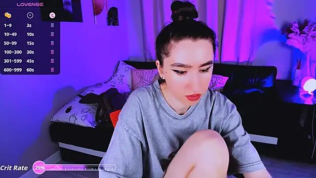 Snapshot of Lily_xBabe chatting on October 15, 7:33 am Lily xBabe online show from October 15, 7:33 am