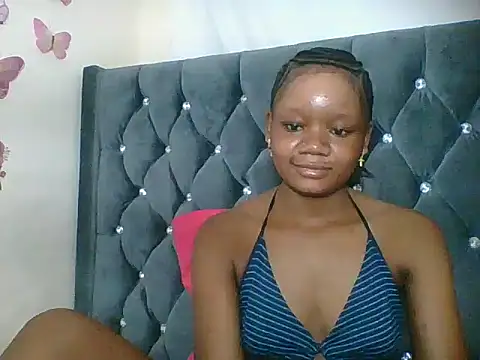 Snapshot of HotJeylee chatting on September 24, 7:35 pm HotJeylee online show from September 24, 7:35 pm