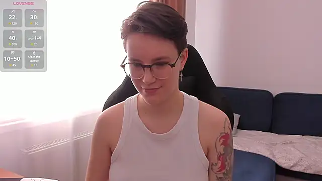 JessieFlower online show from March 26, 8:38 am