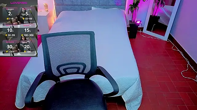 Lana stone  online show from March 10, 3:21 am