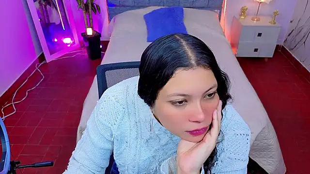 Lana stone  online show from February 5, 3:20 am