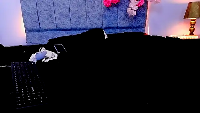 Lana stone  online show from October 5, 4:17 am