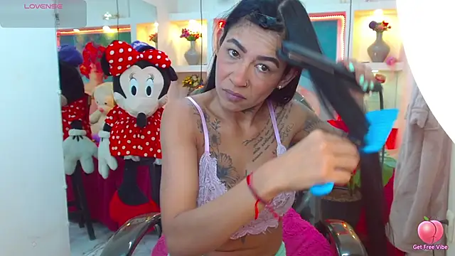 lorenapinto online show from October 24, 11:50 am