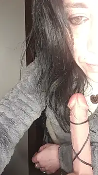 freyamoret online show from January 15, 5:13 am