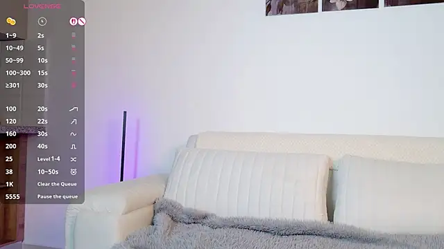 Snapshot of AMELIETARSON chatting on October 23, 9:21 pm AMELIETARSON online show from October 23, 9:21 pm