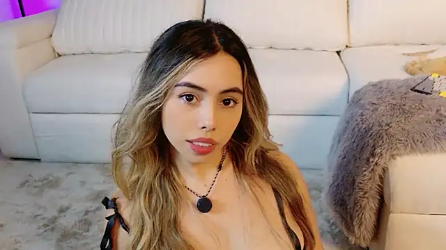 Snapshot of AMELIETARSON chatting on October 3, 12:27 am AMELIETARSON online show from October 3, 12:27 am