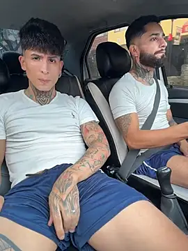  Tomy08calderon online show from October 20, 6:00 pm