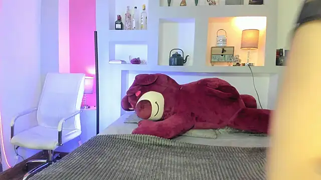 MaveParks  online show from April 4, 2:16 pm