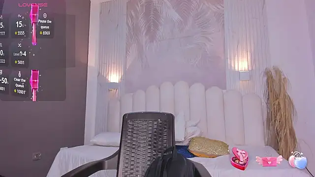 NastassjaCandy online show from April 9, 7:41 pm