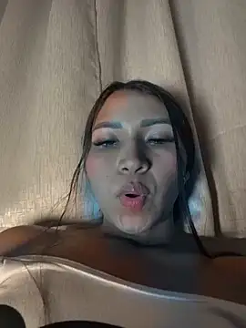 Snapshot of Barbiebrunette_ chatting on October 29, 5:56 am Barbiebrunette online show from October 29, 5:56 am