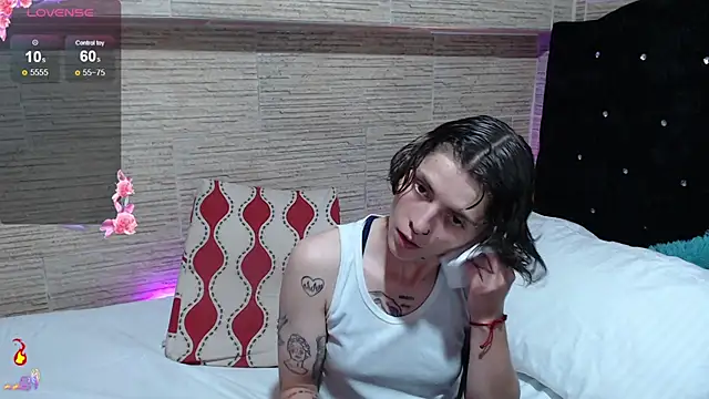 pretty cristal69 online show from September 19, 11:48 pm