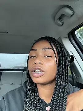 skylarrylee online show from April 30, 7:41 pm