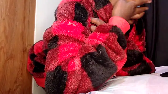 fatpussy girl online show from April 15, 1:55 pm