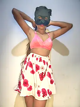 Little  Zara online show from October 5, 7:52 pm