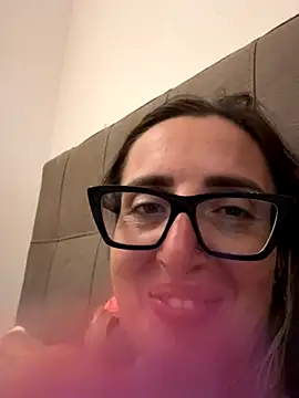 Snapshot of casalinga88 chatting on October 4, 12:38 am casalinga88 online show from October 4, 12:38 am