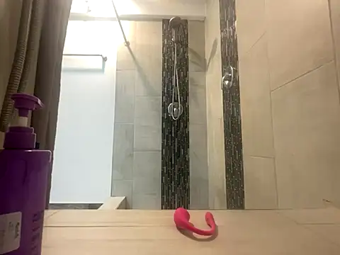 tatted-bitty online show from September 30, 6:08 am