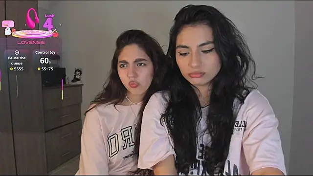 Snapshot of Dahian-peach chatting on October 29, 8:29 am Dahian-peach online show from October 29, 8:29 am