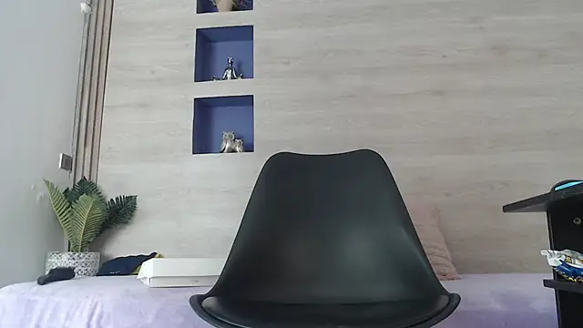 Dakotagloss online show from March 23, 8:48 pm