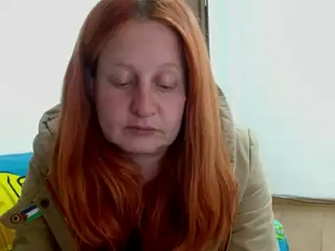 Snapshot of ViioletaMora chatting on October 4, 5:35 am ViioletaMora online show from October 4, 5:35 am