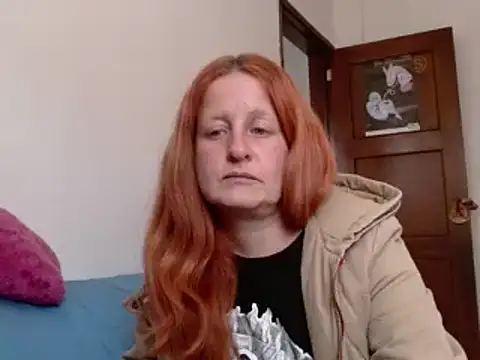 Snapshot of ViioletaMora chatting on October 7, 7:51 pm ViioletaMora online show from October 7, 7:51 pm