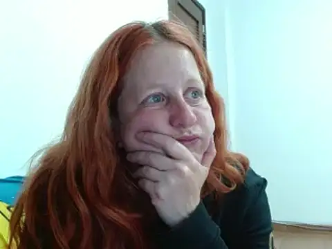 Snapshot of ViioletaMora chatting on October 3, 5:34 am ViioletaMora online show from October 3, 5:34 am