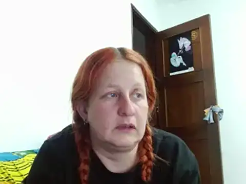 Snapshot of ViioletaMora chatting on September 30, 2:50 am ViioletaMora online show from September 30, 2:50 am