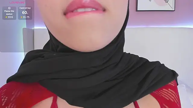 Snapshot of shann_a chatting on September 26, 7:33 pm shann a online show from September 26, 7:33 pm