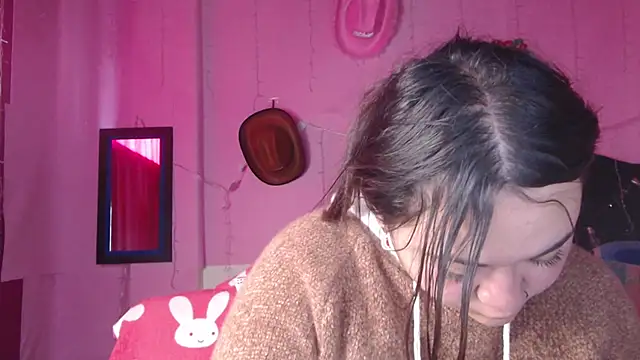 Snapshot of NikkiRous_ chatting on October 27, 12:55 pm NikkiRous  online show from October 27, 12:55 pm