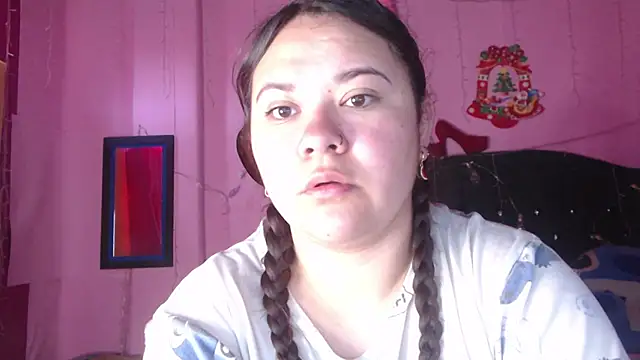 Snapshot of NikkiRous_ chatting on September 18, 12:58 pm NikkiRous  online show from September 18, 12:58 pm