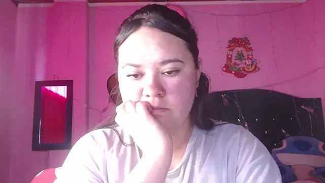 Snapshot of NikkiRous_ chatting on October 10, 4:23 pm NikkiRous  online show from October 10, 4:23 pm