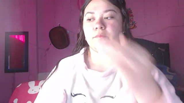 Snapshot of NikkiRous_ chatting on October 14, 12:19 pm NikkiRous  online show from October 14, 12:19 pm