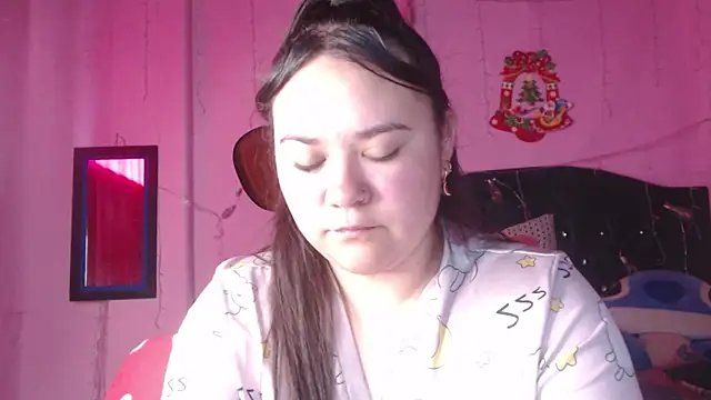 Snapshot of NikkiRous_ chatting on October 11, 4:31 pm NikkiRous  online show from October 11, 4:31 pm