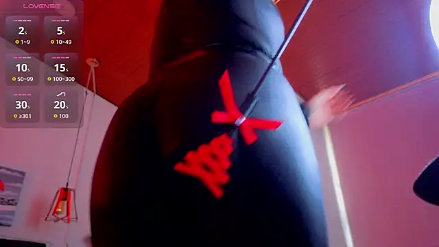 Snapshot of Dulce_charlottee chatting on October 9, 9:19 pm Dulce charlottee online show from October 9, 9:19 pm