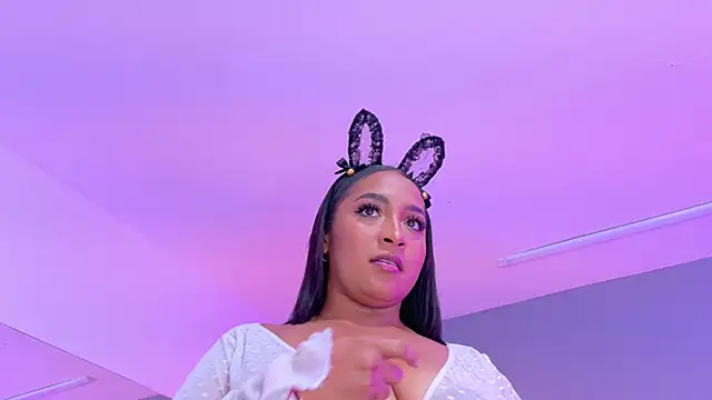 Snapshot of KateVenegas chatting on October 9, 8:46 pm KateVenegas online show from October 9, 8:46 pm