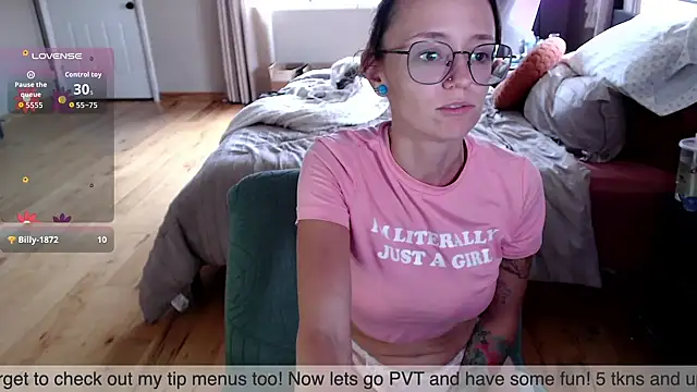 Snapshot of Plantbabeee chatting on September 9, 5:57 pm Plantbabeee online show from September 9, 5:57 pm