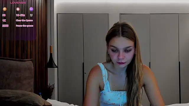 Molly sweetie online show from September 25, 6:34 am