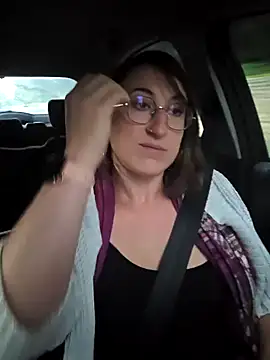 Snapshot of minierose chatting on October 1, 5:56 am minierose online show from October 1, 5:56 am