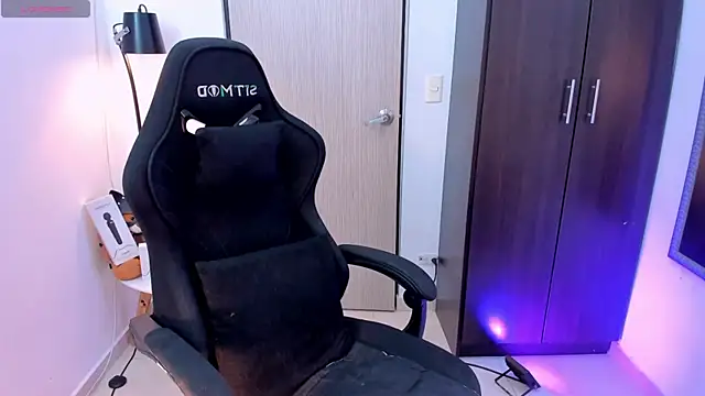 LouaneBourVip online show from November 16, 12:45 am