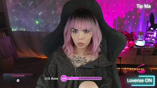 Kerry Kirk online show from March 15, 10:45 pm