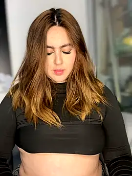 ValerieHilton online show from October 19, 12:45 am