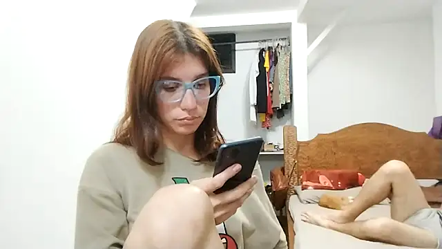 Snapshot of Luna-e-Franco1 chatting on October 4, 1:00 am Luna-e-Franco1 online show from October 4, 1:00 am