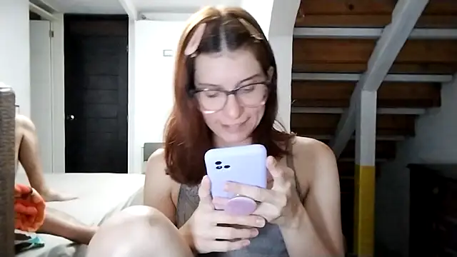 Snapshot of Luna-e-Franco1 chatting on October 27, 12:39 am Luna-e-Franco1 online show from October 27, 12:39 am