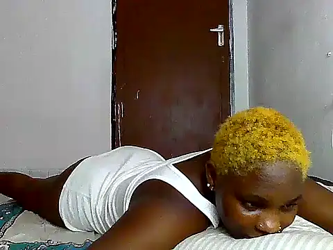 Snapshot of SexyKimberly23 chatting on October 21, 7:40 pm SexyKimberly23 online show from October 21, 7:40 pm